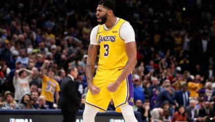 戴维斯伤势恢复顺利 湖人全明星前有望杀回前10？