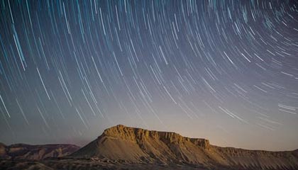 米神这球漂亮！米特里策左侧任意球直接破门，技惊四座梅开二度